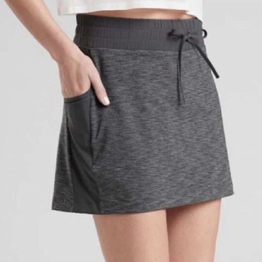 Athleta Excursion Hybrid Skort Skirt Women's XS Gray Athleisure‎ Casual Athletic